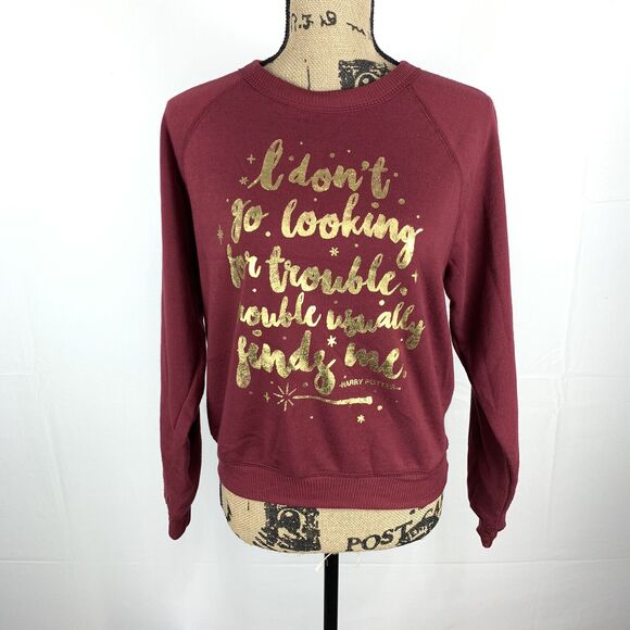 Harry Potter NWOT "I don't go looking for trouble" Maroon Sweater Size XS - Picture 2 of 10
